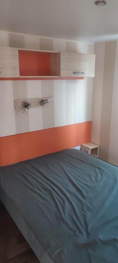 Mobil Home 630 Camping L'Europe Вик-Ла-Гардиол Екстериор снимка